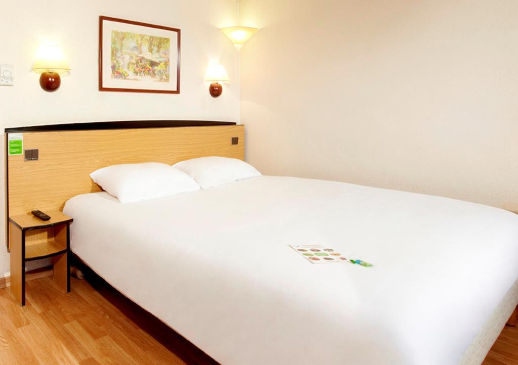 Campanile Colmar - Parc Des Expositions Hotel Exterior photo